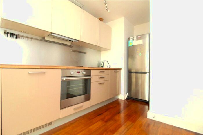 1 Bedroom Flat To Rent In Masons Avenue, Croydon, CR0
