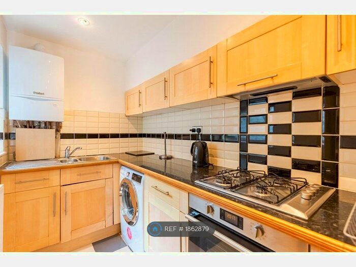 1 Bedroom Flat To Rent In Holloway, London, N7