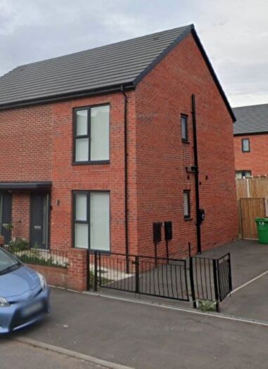 2 Bedroom Property To Rent In Edge Lane, Manchester, M11