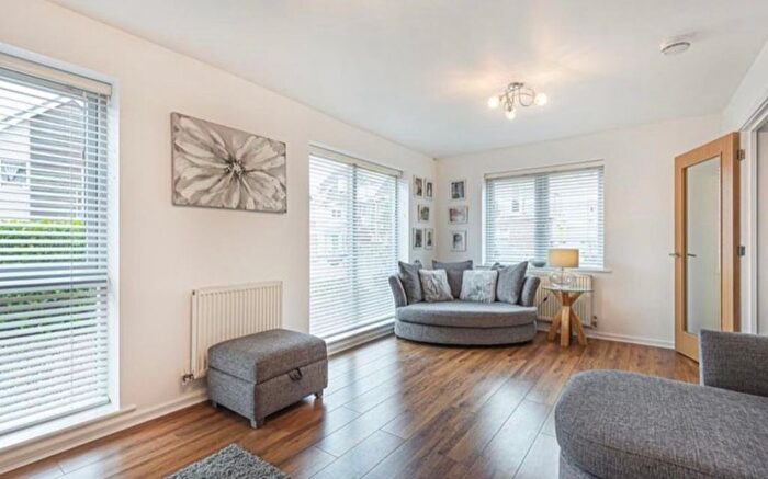 5 Bedroom Detached House To Rent In Henrietta Chase, Chatham, ME4