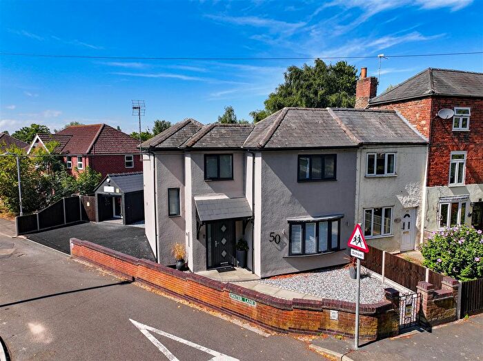 2 Bedroom End Terrace House For Sale In London Road, Spalding, PE11