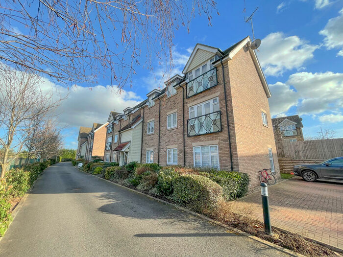 2 Bedroom Flat To Rent In Sovereign Court, Newmarket, Suffolk, CB8