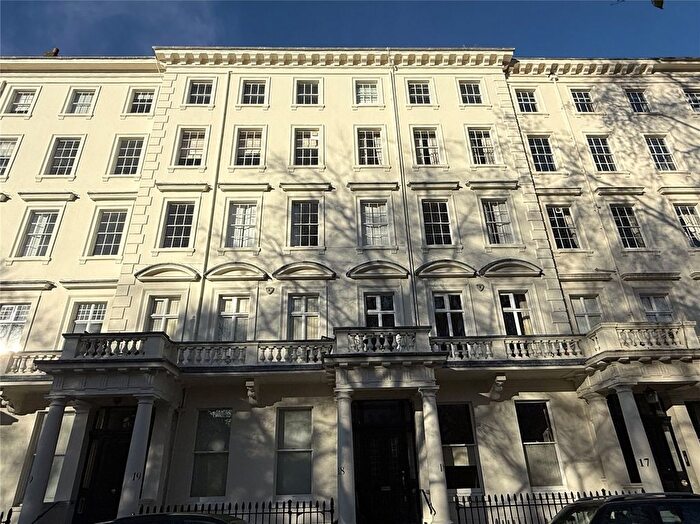 3 Bedroom Flat For Sale In Warwick Square, London, SW1V