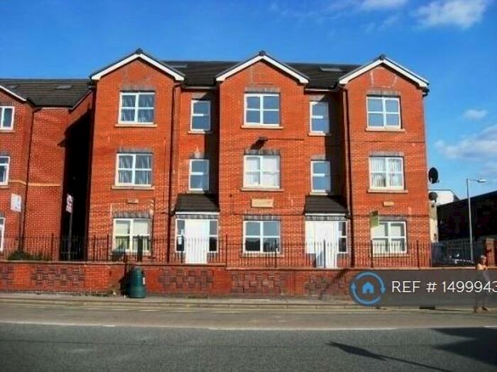 1 Bedroom Flat To Rent In Powell House, Bury, BL9