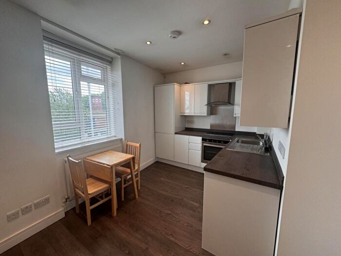1 Bedroom Flat To Rent In Westbury Avenue, Turnpike Lane, N22