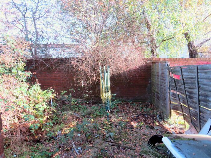 2 Bedroom SemiDetached House For Sale In Elderpark Grove, Govan