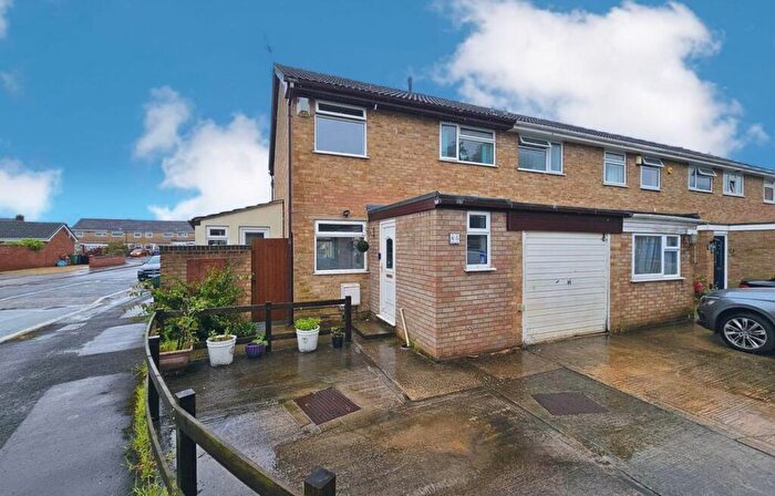 3 Bedroom Semi-Detached House To Rent In Brionne Way, Longlevens, GL2