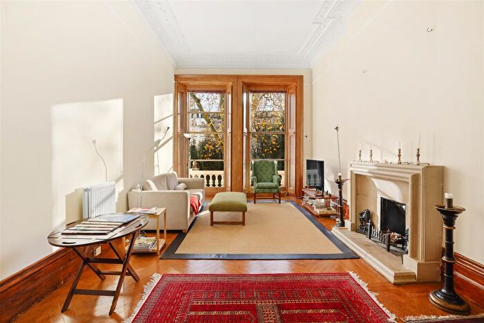 2 Bedroom Flat For Sale In Cornwall Gardens, London, SW7