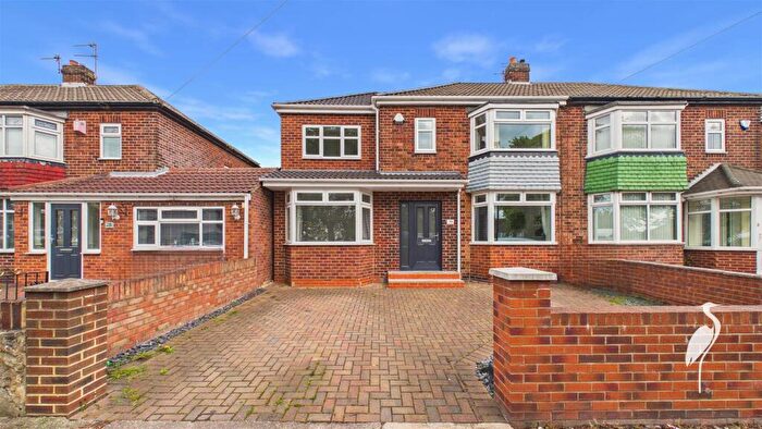 4 Bedroom Semi-Detached House For Sale In Nookside, Grindon, Sunderland, SR4