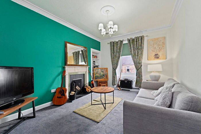 2 Bedroom Flat For Sale In High Street, Tranent, EH33