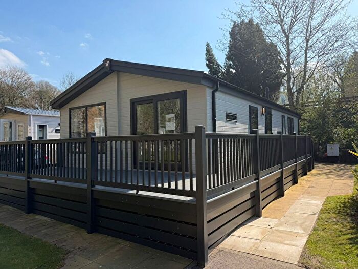 2 Bedroom Park Home For Sale In Harmby, Leyburn, DL8
