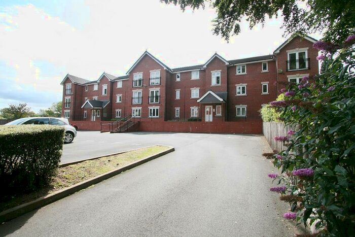 2 Bedroom Apartment To Rent In Porthill, Newcastle Under Lyme, ST5