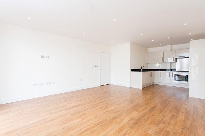 1 Bedroom Flat To Rent In Marsworth House, Hatton Road, Wembley, HA0