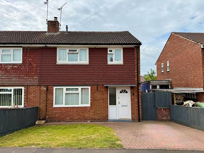 3 Bedroom Semi-Detached House To Rent In Sitwell Avenue, Long Itchington, CV47
