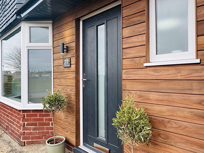 3 Bedroom Semi-Detached House For Sale In Granville Avenue, Seaton Sluice, NE26