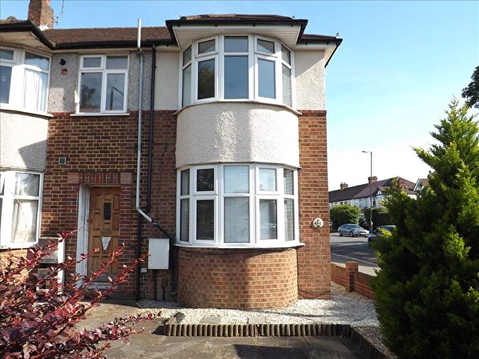 2 Bedroom End Terrace House To Rent In Bushey Road, Raynes Park, SW20