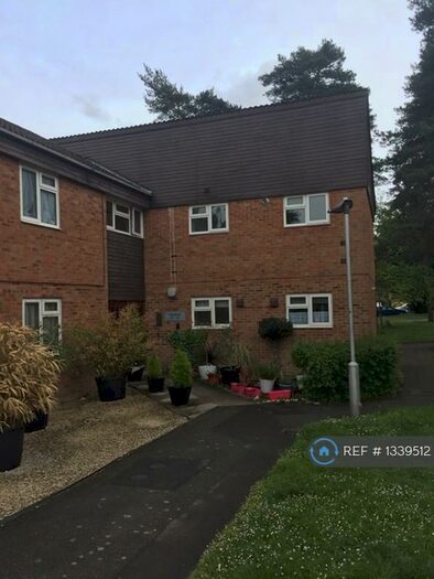 1 Bedroom Flat To Rent In Crown Wood, Bracknell, RG12