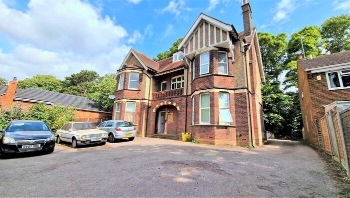 1 Bedroom Flat To Rent In Hart Hill Lane, Luton, LU2