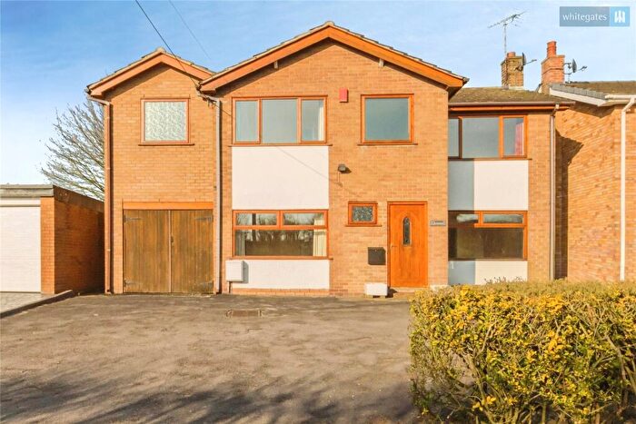 5 Bedroom Detached House For Sale In Den Lane, Wrinehill, Crewe, Staffordshire, CW3