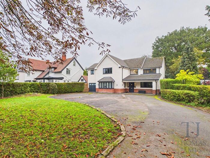4 Bedroom Detached House For Sale In Kirk Lane, Ruddington, NG11