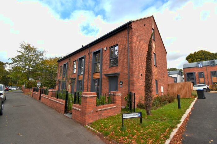 4 Bedroom Town House To Rent In Lime Avenue, Leamington Spa, CV32