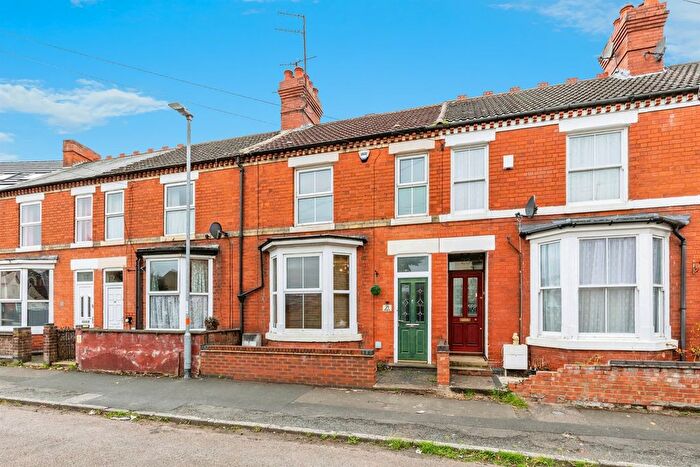 2 Bedroom Terraced House For Sale In Wentworth Road, Rushden, NN10