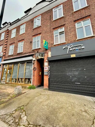 3 Bedroom Apartment To Rent In All Souls Avenue, London, NW10