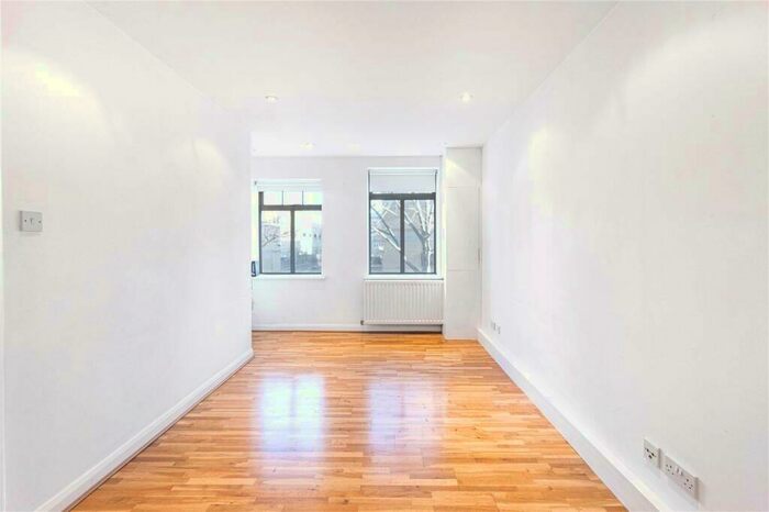 1 Bedroom Apartment To Rent In Bayham Street, London, NW1