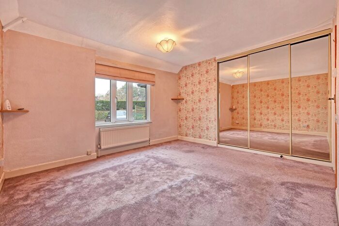 2 Bedroom Bungalow For Sale In Foxborough Chase, Stock, CM4