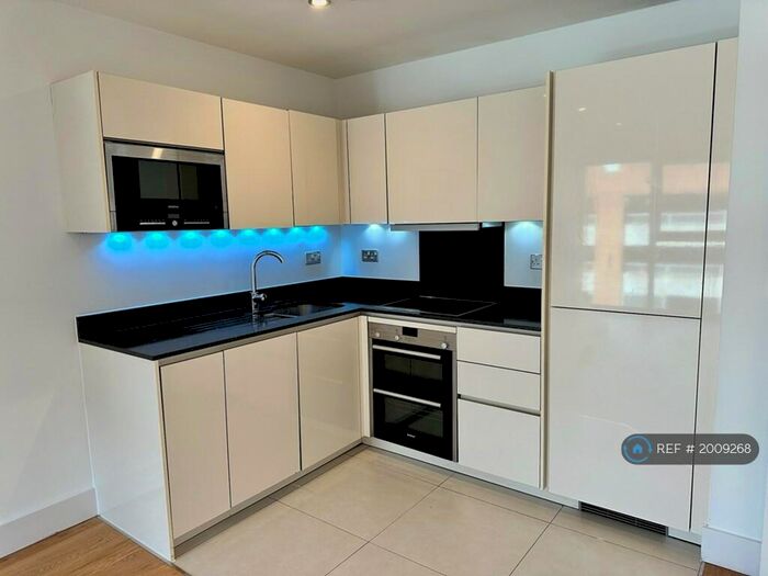 2 Bedroom Flat To Rent In Elder House, Kingston Upon Thames, KT1
