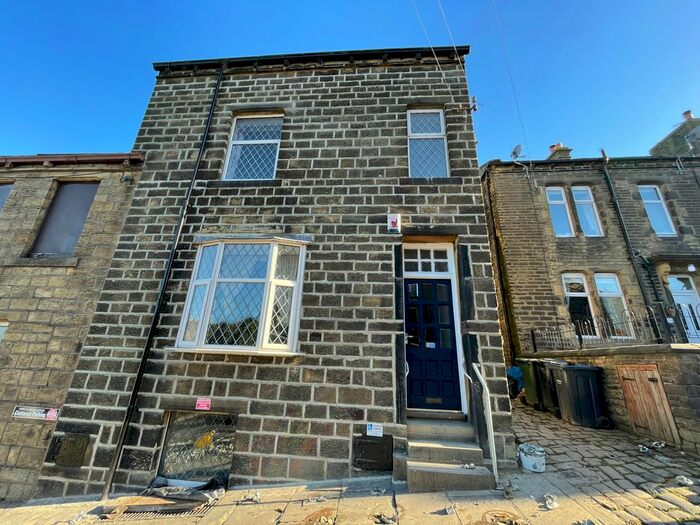 4 Bedroom Property To Rent In Gott Street, Cross Roads, Keighley, BD22