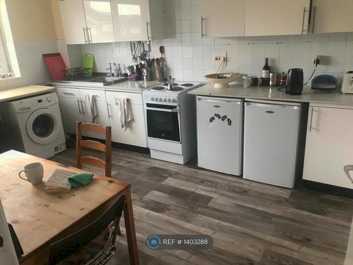 3 Bedroom Terraced House To Rent In Laundry Road, London, W6
