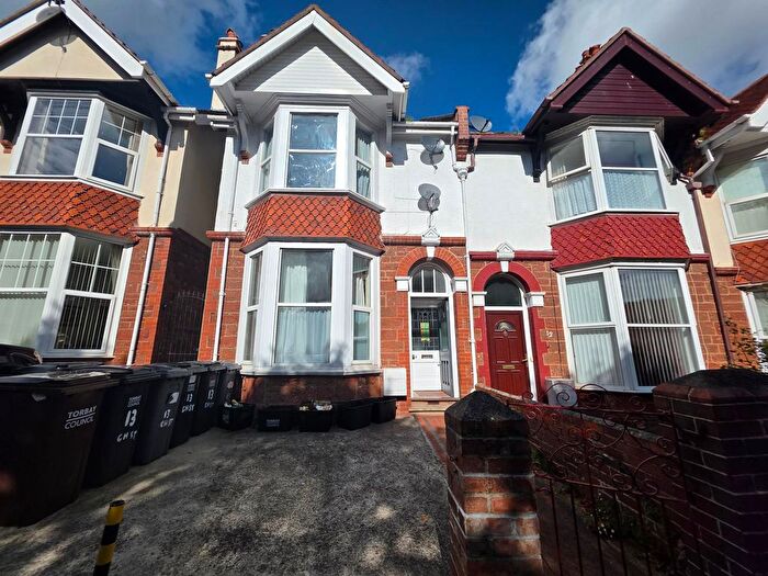 1 Bedroom Flat To Rent In Church Street, Paignton, TQ3