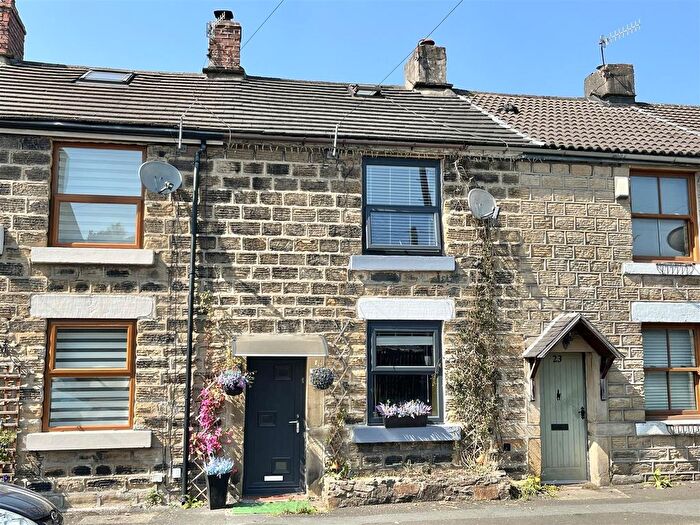 2 Bedroom Terraced House For Sale In Bankbottom, Hadfield, Glossop, SK13