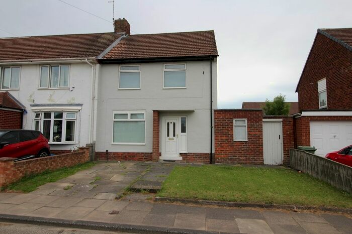 2 Bedroom End Of Terrace House To Rent In Rockferry Close, Stockton-On-Tees, TS19