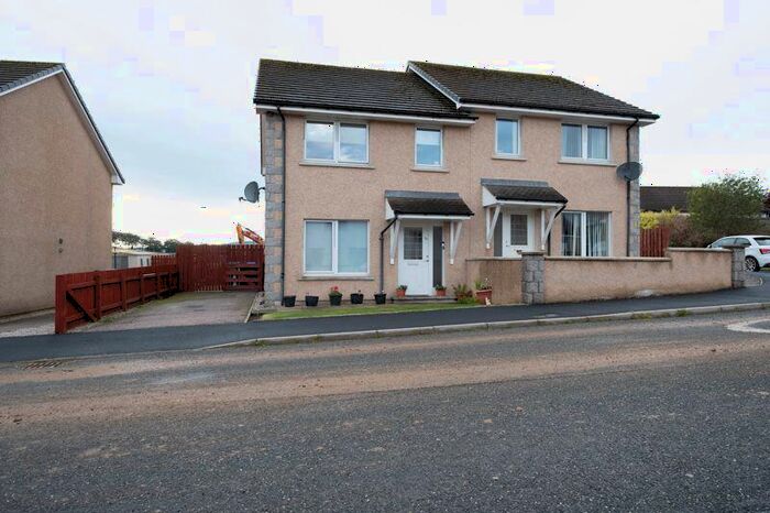 3 Bedroom Semi-Detached House For Sale In Blackford Avenue, Inverurie, AB51
