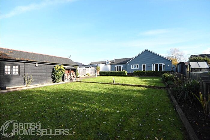 3 Bedroom Bungalow For Sale In Boyton Cross, Roxwell, Chelmsford, Essex, CM1