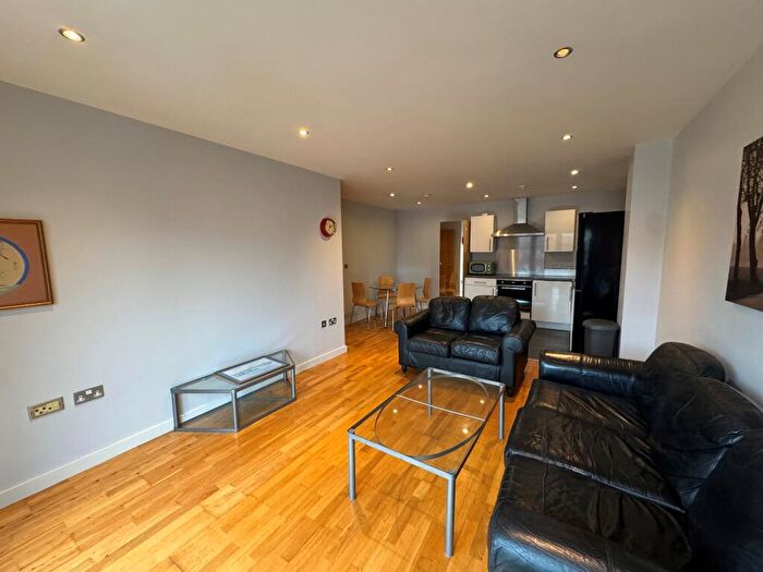 2 Bedroom Apartment To Rent In The Reach, L3