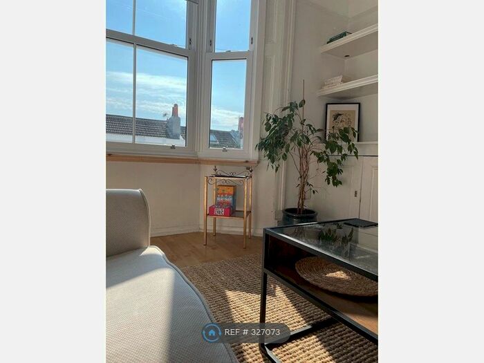 1 Bedroom Flat To Rent In Clifton Street, Brighton, BN1