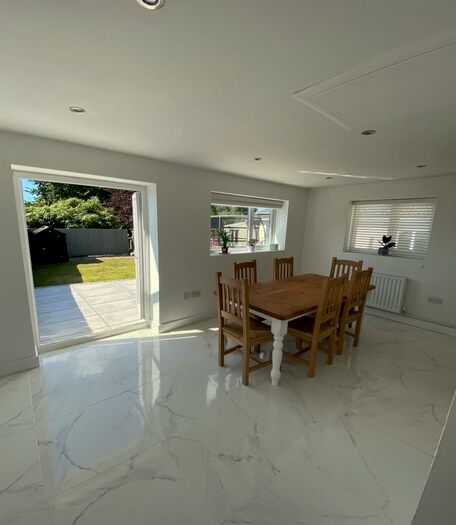 3 Bedroom House To Rent In Alltiago Road, Pontarddulais, Swansea, SA4