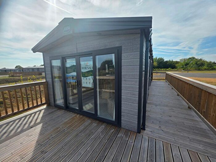 2 Bedroom Lodge For Sale In Malton Road, Pickering, YO18