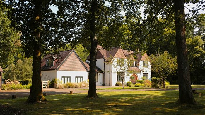 5 Bedroom Detached House For Sale In The Ridge, Woldingham, CR3