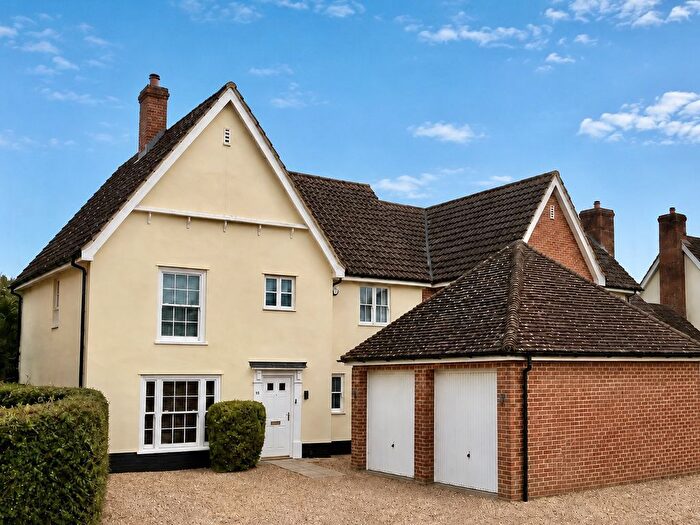 4 Bedroom Detached House For Sale In Chappshill Way, Mulbarton, Norwich, NR14