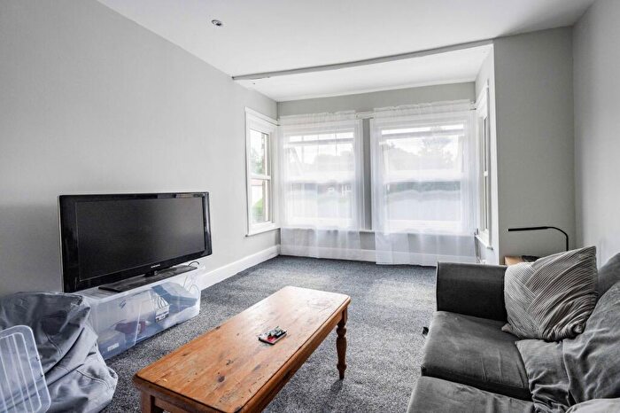 1 Bedroom Flat To Rent In Catton Grove Road, Norwich, NR3