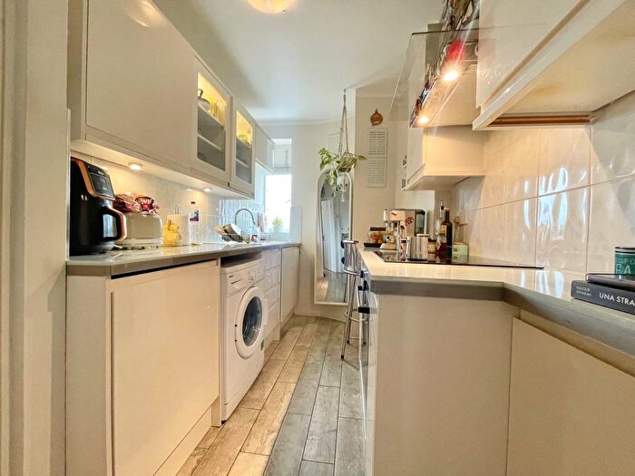 Studio For Sale In Champion Hill, SE5