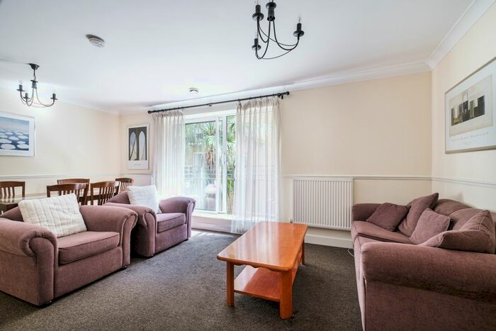 2 Bedroom Flat To Rent In High Timber Street, London, EC4V