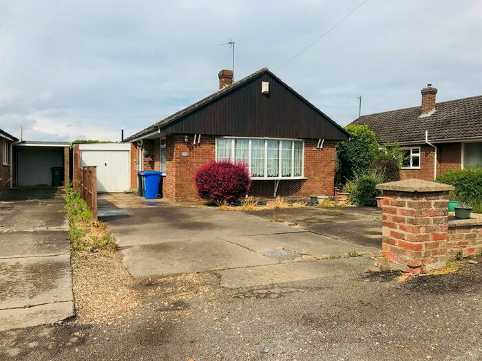 2 Bedroom Detached Bungalow For Sale In Wainfleet Road, Boston, PE21