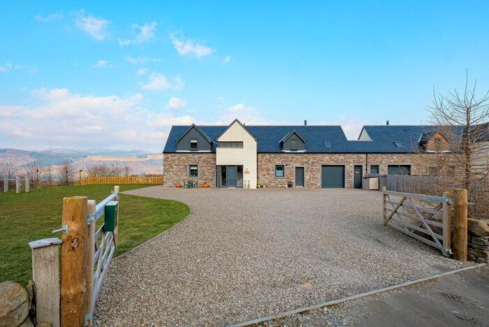 4 Bedroom Detached House For Sale In Pitilie View, Aberfeldy, PH15