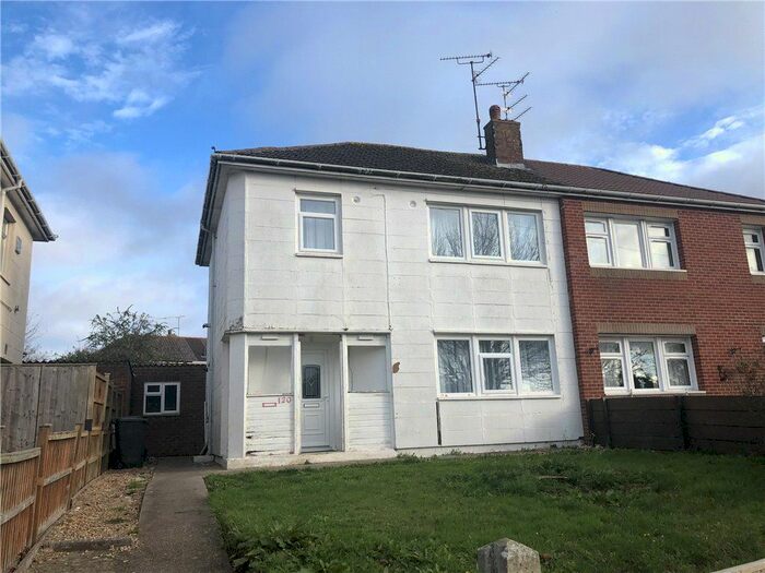3 Bedroom Semi-Detached House To Rent In Larkhill Road, Yeovil BA21