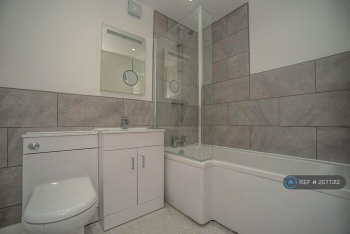 1 Bedroom Flat To Rent In Westgate Road, Kent, DA1